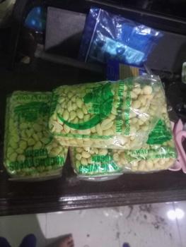 Product Review of 5 bungkus Kacang Kupas Asli Tuban 250g x 5 Bungkus - Total Berat 1,250g - Goreng, Food, Mete, Kering, Snack, Cemilan Bawang Makanan Camilan Mede from A**7 1