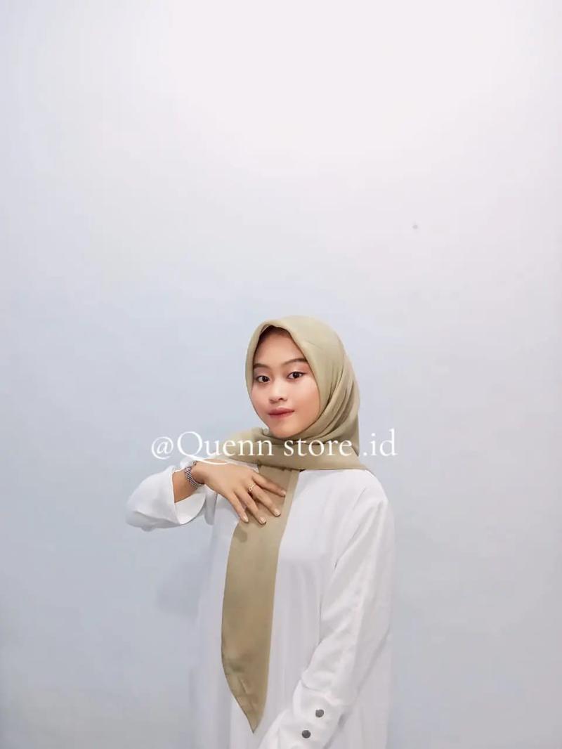 Product Introduction of Bella square premium polos Jilbab Segi Empat 4