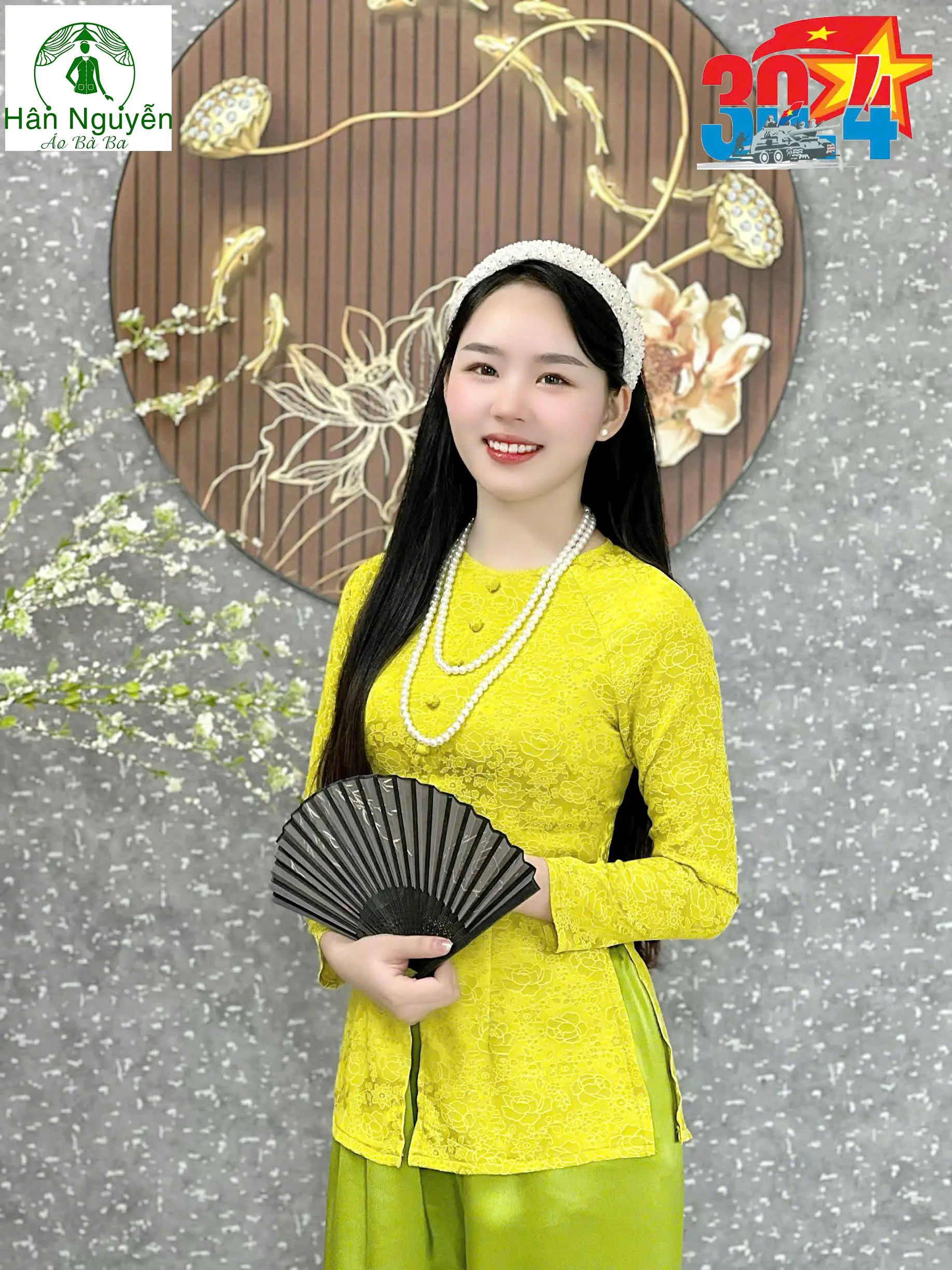 Hân Nguyễn Áo Bà Ba - B.A130 - Áo Bà Ba Gấm Tơ Thêu Hoa Sen Nút Bọc Cổ Tròn Dây Kéo Nữ Women Top Kem bà  ba