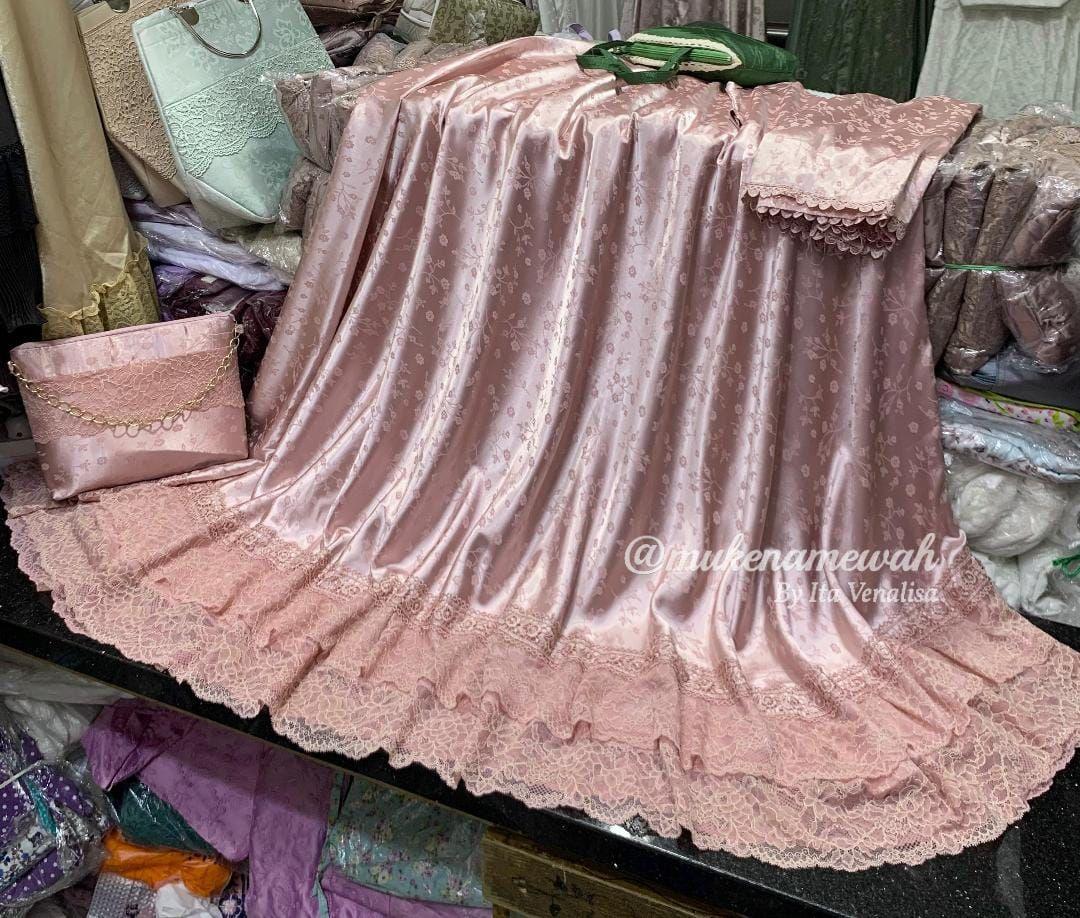 Mukenamewah - Mukena Yura - Mukena sutra embos premium - mukena mewah - Elegant