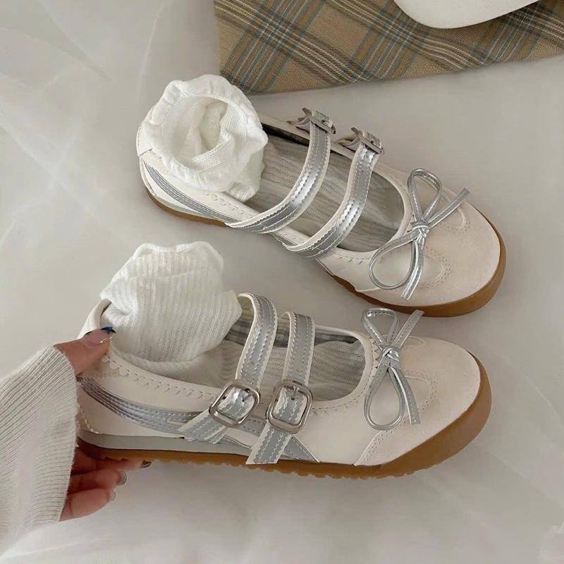 [Form to lùi 1 size] Giày thể thao nữ gắn nơ NAMI 2 quai ngang êm nhẹ