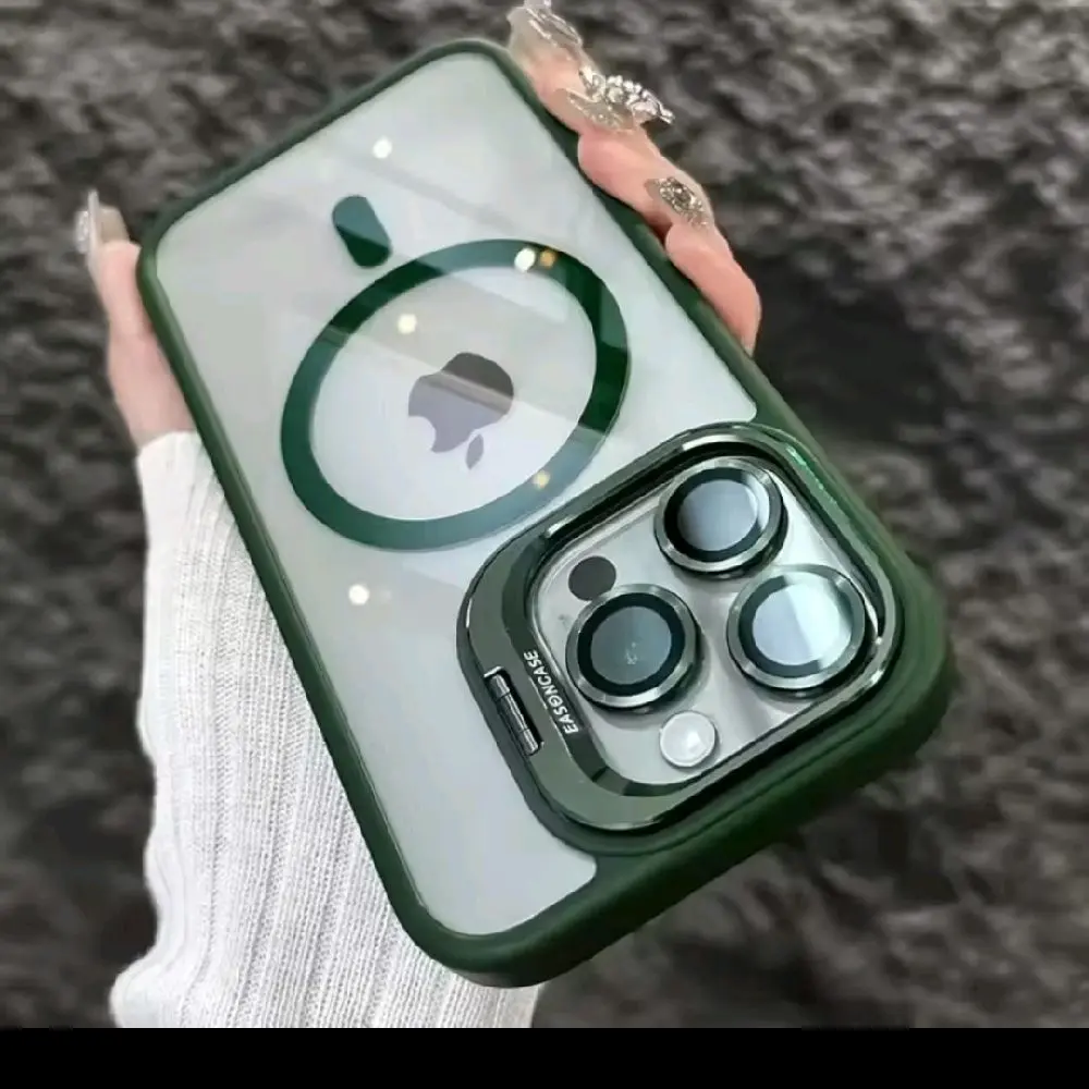 Apple iPhone 13 Pro Max Case Hijau dengan Desain Kamera Transparan dan Logo Apple