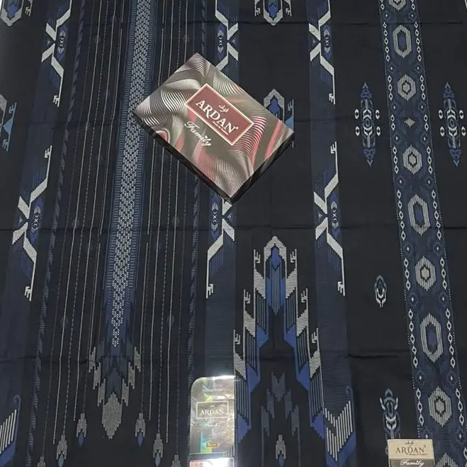 Sarung Ardan Family Gold Quality Terbaru untuk Pria Muslim Dewasa - Hitam printing 2