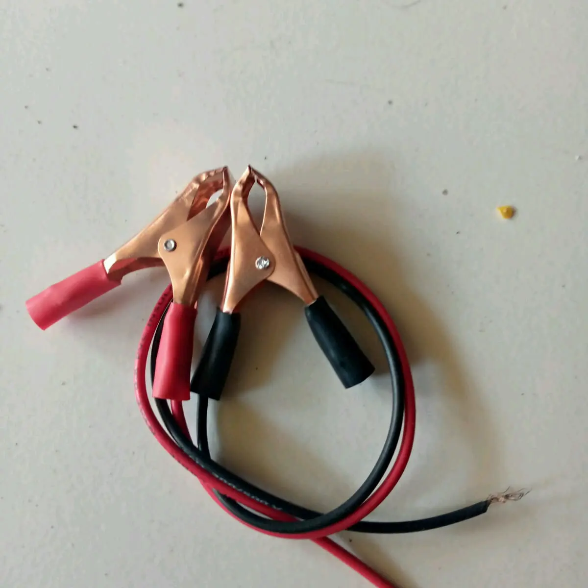 capitan aki merah dan hitam panjang kabel 10 cm