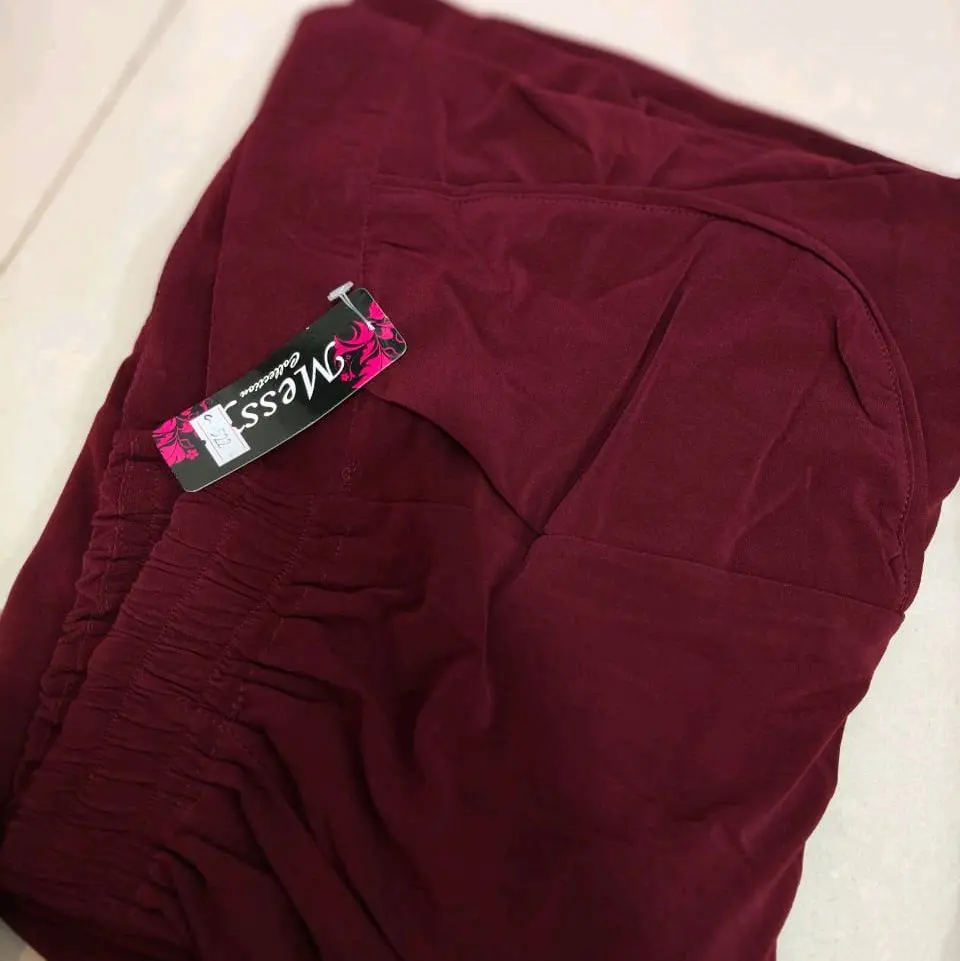 Merah Maroon