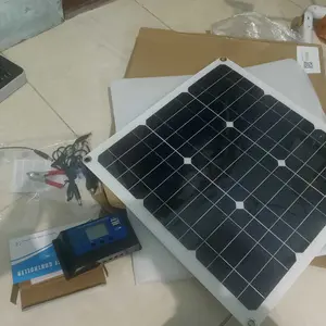 150W/120W/100w/30W Panel Tenaga Surya Polikristalin  30A LCD Pengontrol Multi-guna Ponsel Mobil Power