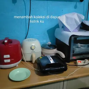 (PAYDAY SALE) SAMONO Sandwich Maker 400W 2 Slot Panggang Roti Anti Lengket, Low Watt, Klip Pengunci,Praktis & Mudah Dibersihkan [SW-SM400] Hitam Panggangan