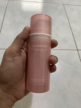 Product Review of Glowsophy Watermelon Brightening Moisturizer Skin Barrier Niacinamide Gel Day and Night Skincare 100 ml from Y**1 2