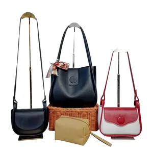 Paket Bundling Tas Selempang Bahu Wanita 80 Ribu Dapat 4 Pcs Bahan Kulit Sintetis Lentur dan Nyaman pada saat digunakan