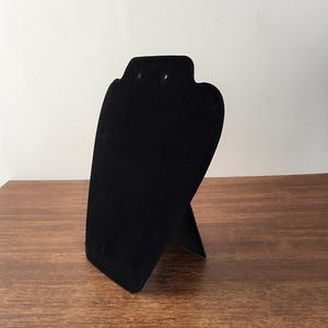 1 pieza de Exhibidor de Joyería Elegante de Terciopelo Negro - Perfecto para Aretes, Collares y Dijes - Ideal Regalo de San Valentín