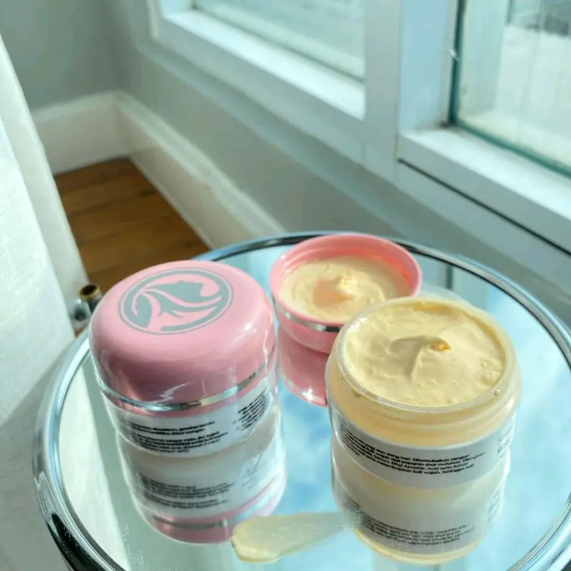 [ 1pcs ] Cream WSC 2in1 BPOM Cocok untuk semua jenis kulit 1