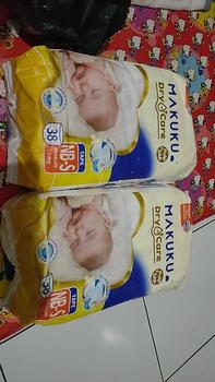Product Review of [2 BALL] Makuku Dry Care SAP Diapers Tape/Pants NB-S38/M30/L28/XL24/XXL22| Popok Bayi Tipis Cepat Kering Pampers Anti Gumpal Tipe Perekat dan Celana Anti Ruam from b**u k**m r**n 1