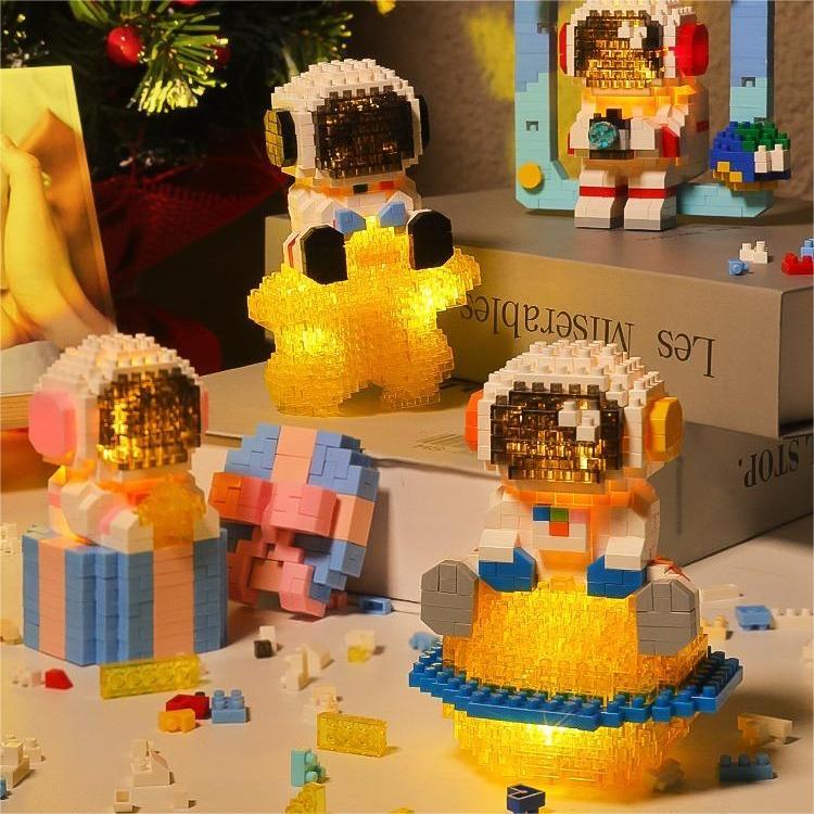Mainan Balok Building Block DIY Astronot Space Blok Nano Bricks Balok ...