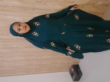 Product Review of Hafidzmukena - Mukena Terusan Dewasa Bordir Aurel Rayon Premium Muslim Katun Mukenah Wanita Cantik Hitam Putih Panjang Renda Mewah musim semi rayon ashgrey Umroh muken  abordir from k**e 3