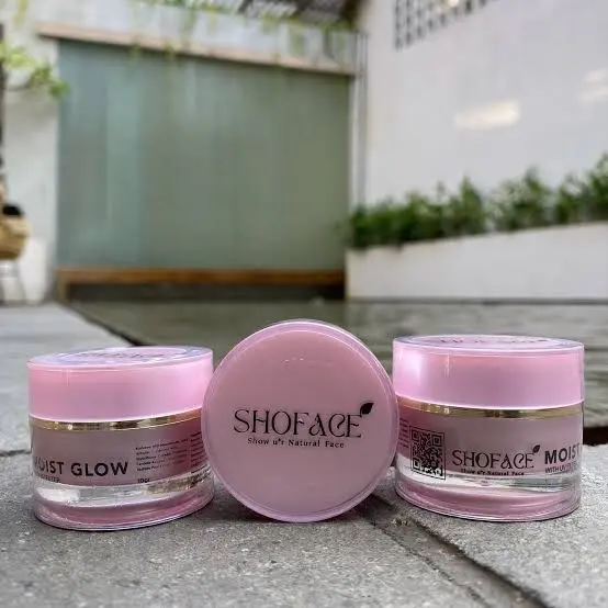 (READY STOK DISTRIBUTOR RESMI )SHOFACE -MOIST GLOW WITH UV FILTER - 3 IN 1 0