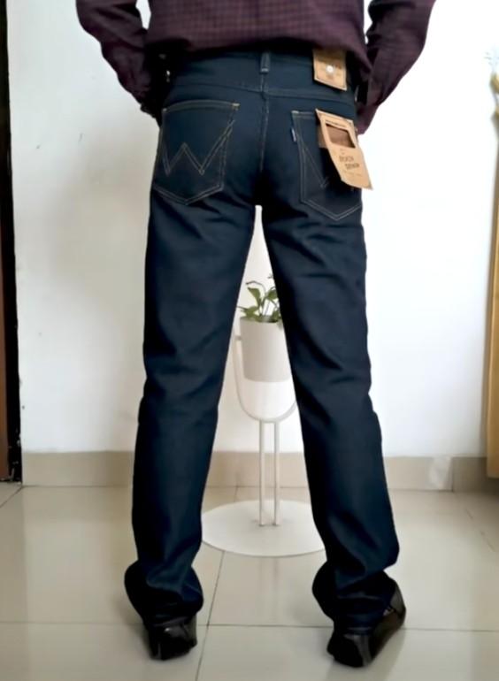 Product Introduction of Celana Jeans Standart Wr4ngl3r Pria/Celana Reguler Pria Size 27-38/Celana Panjang Pria High Quality Denim Standar Straight 2