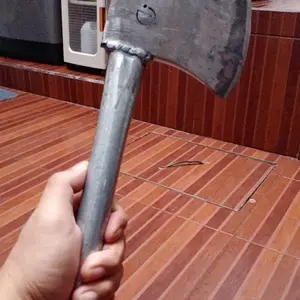 Kapak Baja Per FUSO Gagang Besi - Kapak Tebal Cacah Tulang Sapi Dan Pemotong Kayu