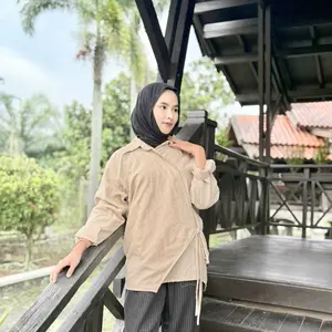 Calmia Blouse Kekinian – Atasan Wanita Remaja Tali Samping