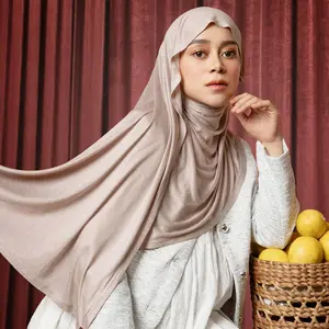Lozy Hijab - Arabian Shawl Lozy x Lesti (Hijab Pashmina Viscose Rayon) Muslim Soft Kerudung Wanita Lozy Hijab - Arabian Shawl Lozy x Lesti (Hijab Pashmina Viscose Rayon) Muslim Soft Kerudung Wanita