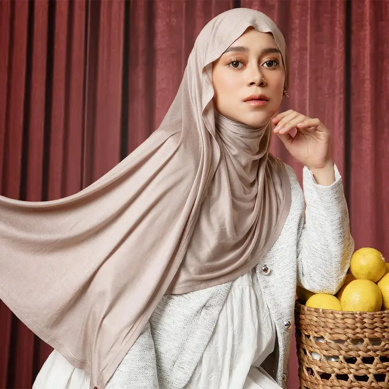 Lozy Hijab - Arabian Shawl Lozy x Lesti (Hijab Pashmina Viscose Rayon) Muslim Soft Kerudung Wanita 0