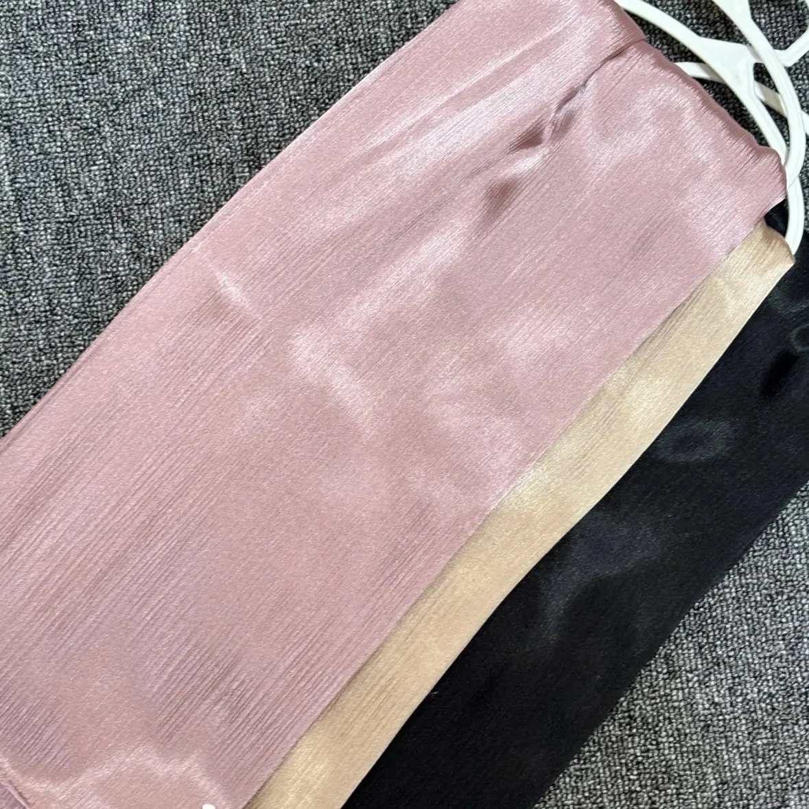 Pashmina Silk Jilbab Wanita