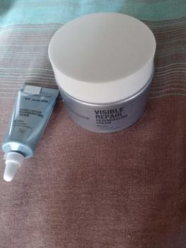 Product Review of NEUTROGENA Visible Repair Regenerating Cream 50g -  Facial Moisturizer - Skincare Retinol Anti Aging from Y**a 2