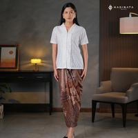 Gambar Hadinata Batik Wanita Rok Lilit Dobby Gulzar Brown - ALL SIZE dari Hadinata Batik Kab. Sukoharjo 5 Tokopedia