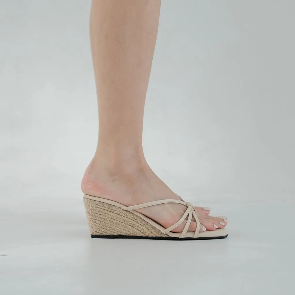 JEAN ESPADRILLE WEDGE HEELS (IVORY)