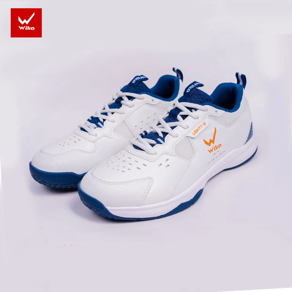 [Đặt Tiến 1 Size] Giày Thể Thao Wika Maru Màu Trắng Navy Chính Hãng, Chuyên Chơi Cầu Lông, Pickleball, Bóng Chuyền Da PU Chống Xước Đế EVA Sneaker Nam Sport Cho Cầu Lông Pickleball Bóng Chuyền Tennis
