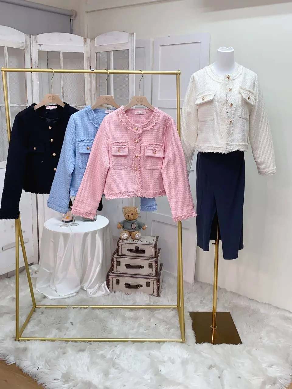 J120 - KRISTEN MILITARY BUTTON WITH TWO POCKET CARDIGAN