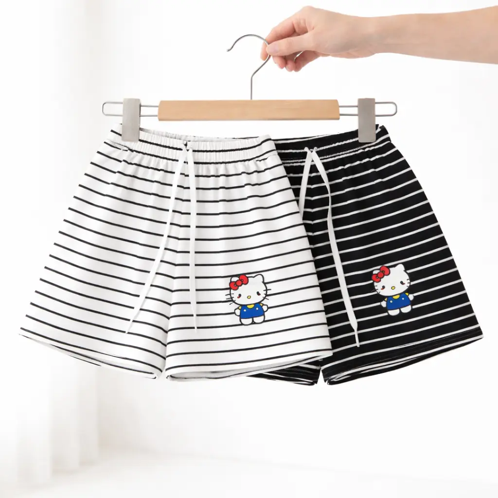 Quần Short Kẻ Sọc In Hinh Hello Kitty Vải Thun Mát, Năng Động Ngày Hè