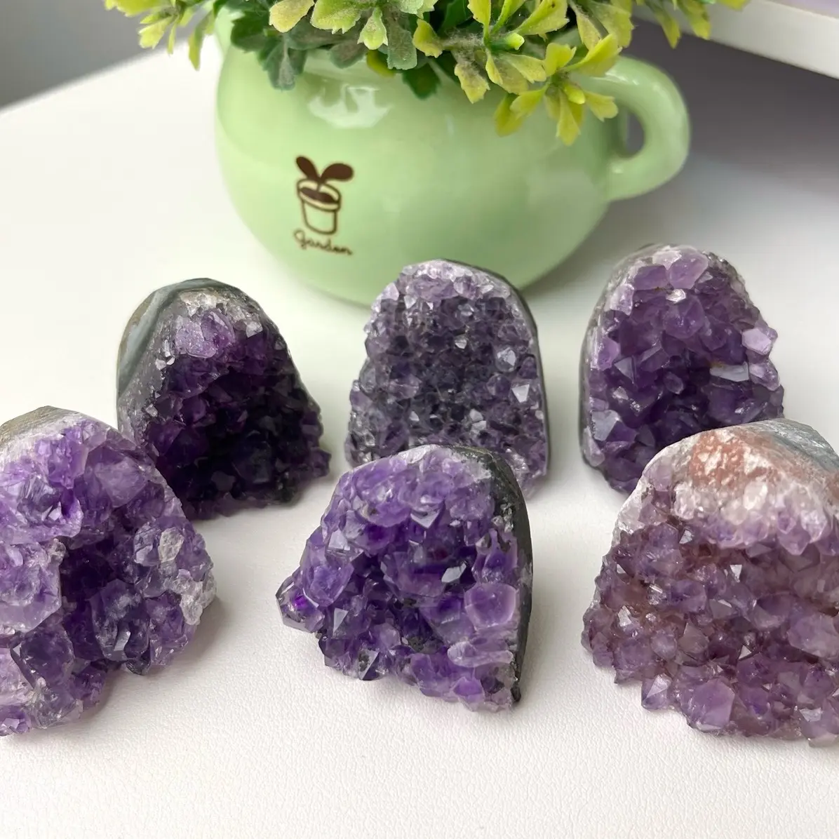 [BYU CRYSTALS] Mini Amethyst Geode