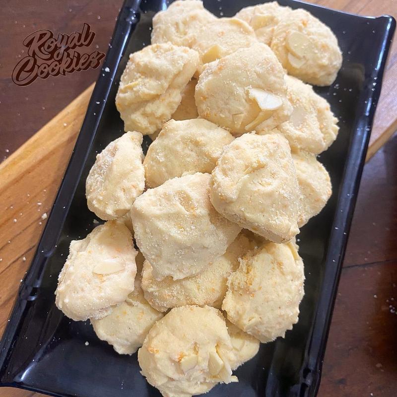 ALMOND CHEESE Cookies Premium Camilan snack Keju Cheddar Kacang Almond Toples Tabung 0