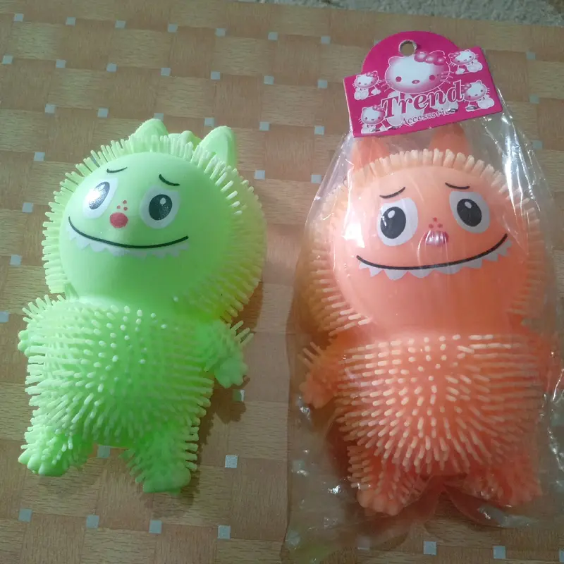 boneka karet labubu nyala 0