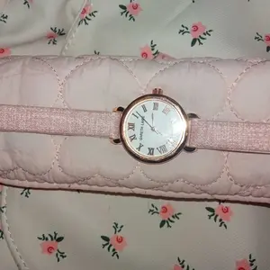 KJ Jam Tangan Wanita Body Belimbing Strap PU Analog Casual Gaya Retro Persegi Fashion RM041