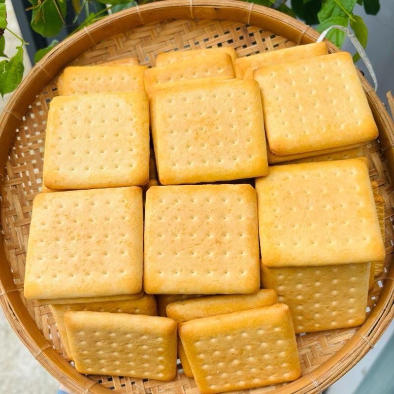  Bánh quy mặn vuông 500gr 1000gr - Ăn vặt nhà Lam 