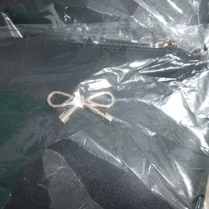 Evyan Store Tas Gratis Dompet Wanita Hitam Tas Selempang 19x13 cm & Dompet 11x8 cm Bahan Sintetis Praktis dan Tahan Lama