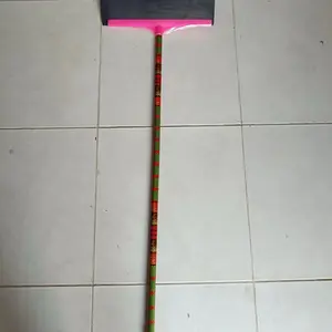 Peel Wepeer/Sorok Air/Sorok Air dengan gagang
