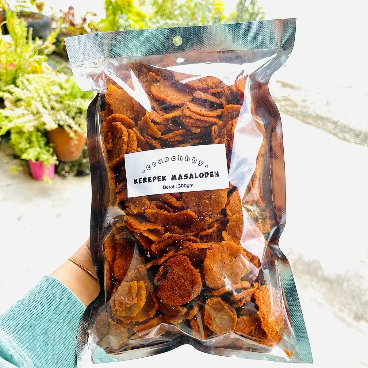 kerepek masalodeh kacang dhal crunchhhh