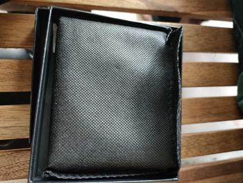 Product Review of BOSTANTEN Dompet Pria Koin Ritsleting Kulit PU Tiga Kali Lipat Hitam/Coklat/Kopi from Y**O 2