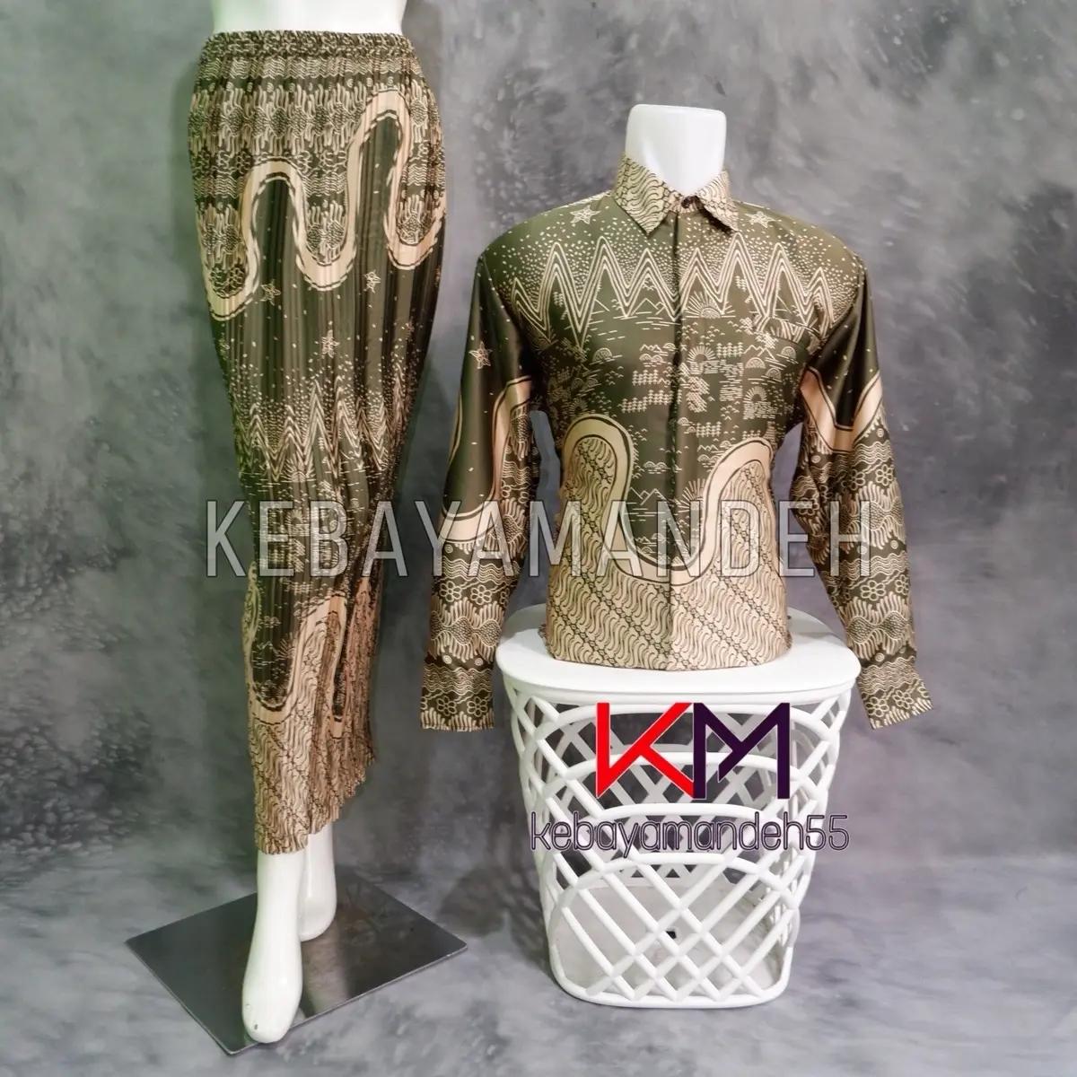 kebayamandeh + SET COUPLE ROK PLISKET DAN KEMEJA BATIK LENGAN PANJANG Baju Kondangan