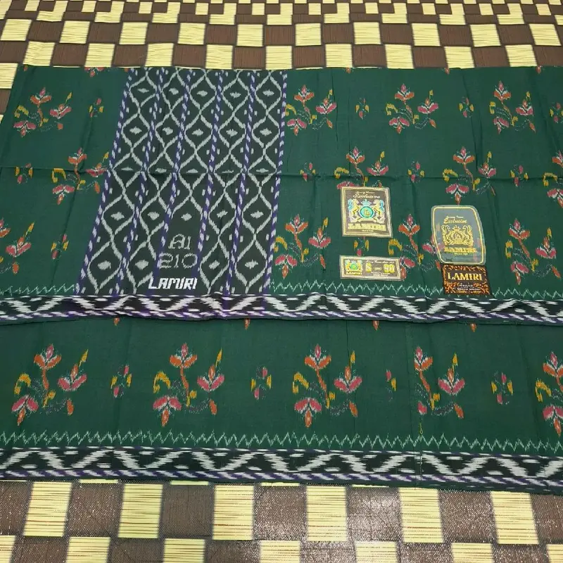 Sarung LAMIRI  MST Bahan Mesres Bahan Lembut Jahit Tengah  Muslim Dewasa 0