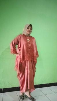 Product Review of SET OUTER FUJI dress lebaran/ kodangan pesta termurahhh baju kondangan kekinian baju one set outer set brukat mewah wanita baju bridesmaid wanita Muslim Panjang Gamis Setelan from E**a O**a 1