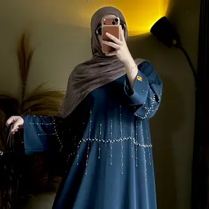 Selia Abaya Stylee Jannah dengan Hiasan Mutiara Elegan dan Desain Modern untuk Tampilan Mewah