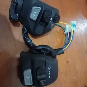 5TL 1 PASANG KIRI KANAN SAKLAR SEN KIRI MIO SMILE SAKLAR STATER STARTER SPORTY J SOUL JUPITER Z MX / SAKLAR SEIN JUPITER MX / HOLDER KIRI MIO SPORTY / TOMBOL HOLDER KLAKSON / SAKELAR LAMPU DIM DIMMER / HANDEL / TOMBOL SAKLAR MIO J / SWITCH SET ON OFF