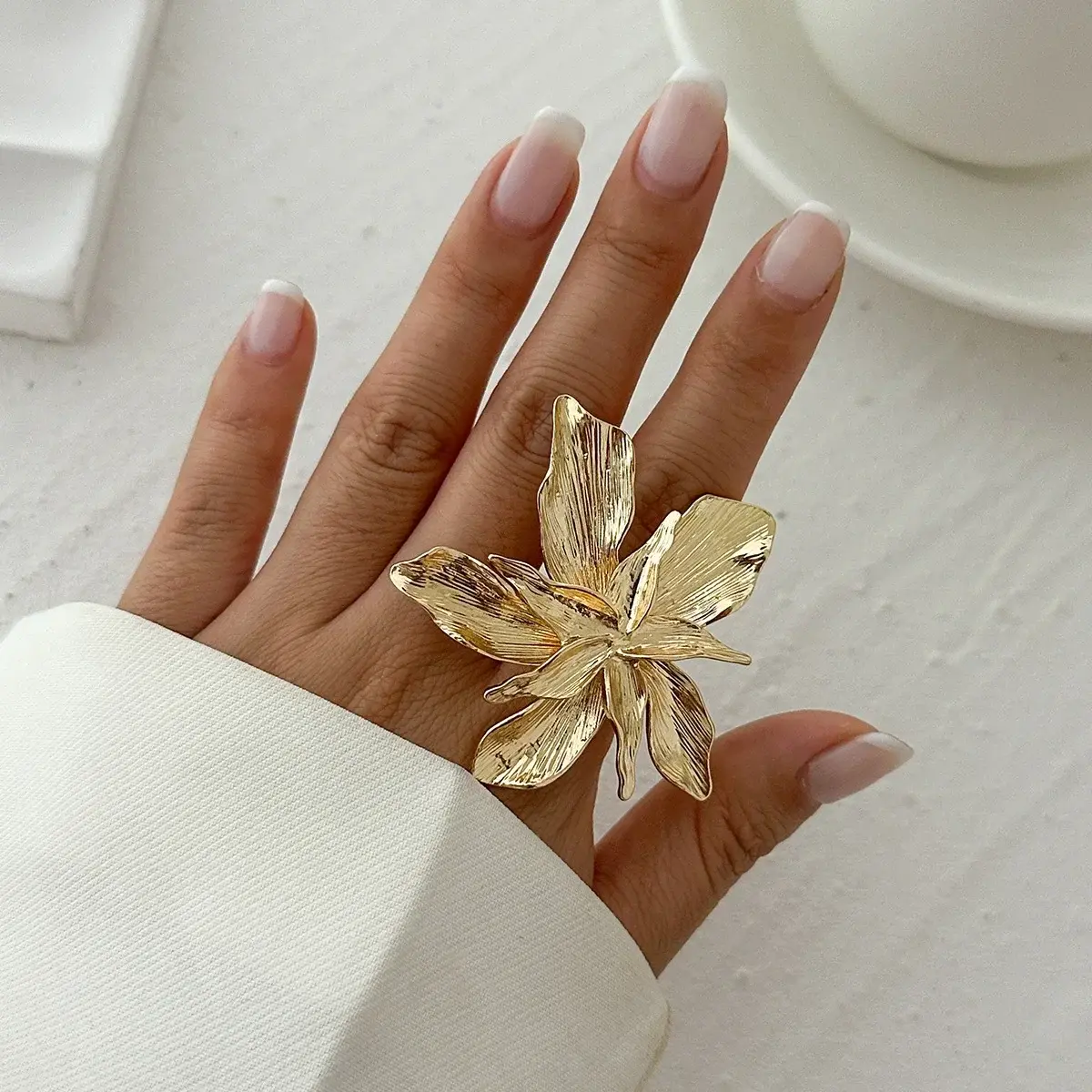 Irregular 3D Ins Irregular Pearl Flower Wave Adjustable Rings for Women Fashion Jewelry Minimalist Accessories Support Wholesale