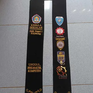 Selempang Wisuda / Selendang Wisuda Custom Nama – Graduation Sash beludru dan satin premium
