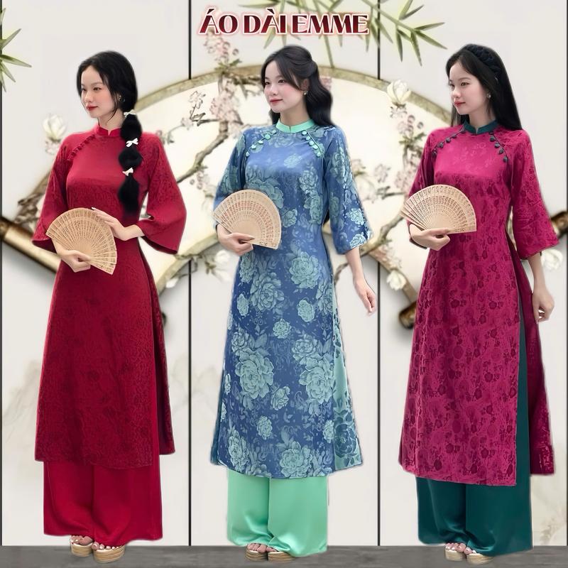  EMME Áo Dài Nữ V1946 Form Suông Hoa Văn Đính 2 Hàng Cúc Tay Lửng Cổ Đứng Kèm Quần Lụa Mềm Mại Size S-XXL Thích Hợp Dịp Đặc Biệt Chất Liệu Lụa Mềm Mại 