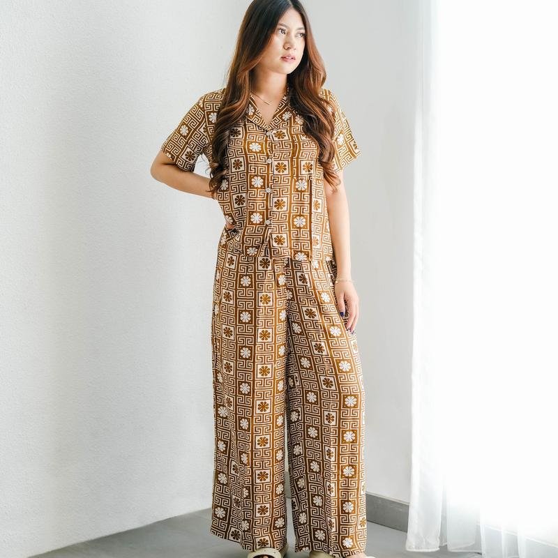 I Look Daily Lucy One Set Setelan Baju Panjang Wanita Kulot Rayon Motif Celana Atasan Santai Tangan Pendek 3