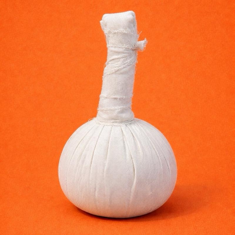 100gr Kompres Herbal / Herbal Compress Ball / Herbal Poultice
